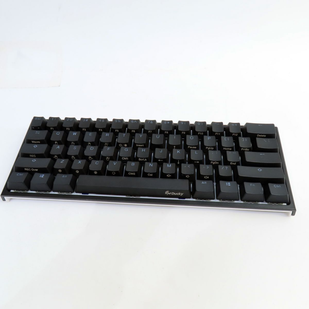 Ducky ダッキー One 2 Mini RGB 60％メカニカルゲーミングキーボード 茶軸 ※中古