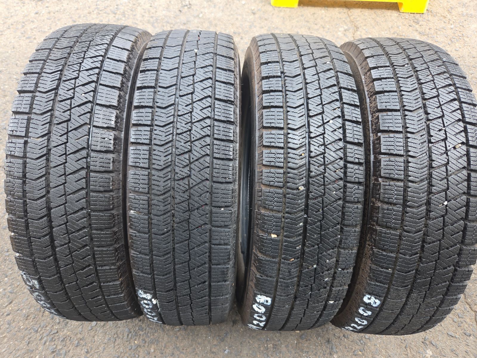 !! 155 70R13 4本 ブリヂストン ブリザック VRX 22年 バモス N-BOX N-WGN タント ムーブ スペーシア カスタム エブリィ ワゴンR パンクチェック済み