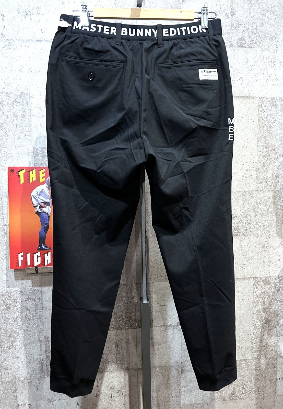 美品☆マスターバニーエディション ゴルフパンツ ロゴ ストレッチ メンズ 4 黒 ○マスターバニーエディション○ストレッチパンツ ブラック系 4 ゴルフ