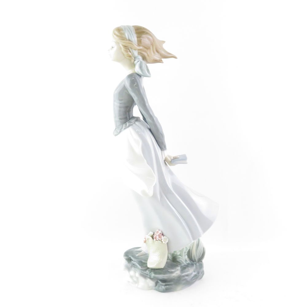LLADRO 海のそよ風 リヤドロ】【海のそよ風】【絶版】【4922】
