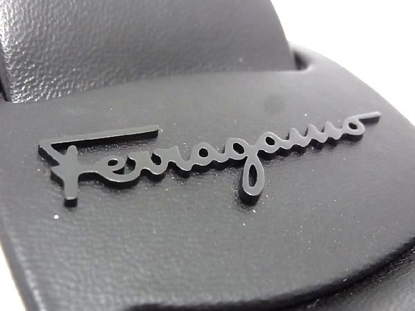 □新品同様□ Salvatore Ferragamo フェラガモ 2022春夏コレクション