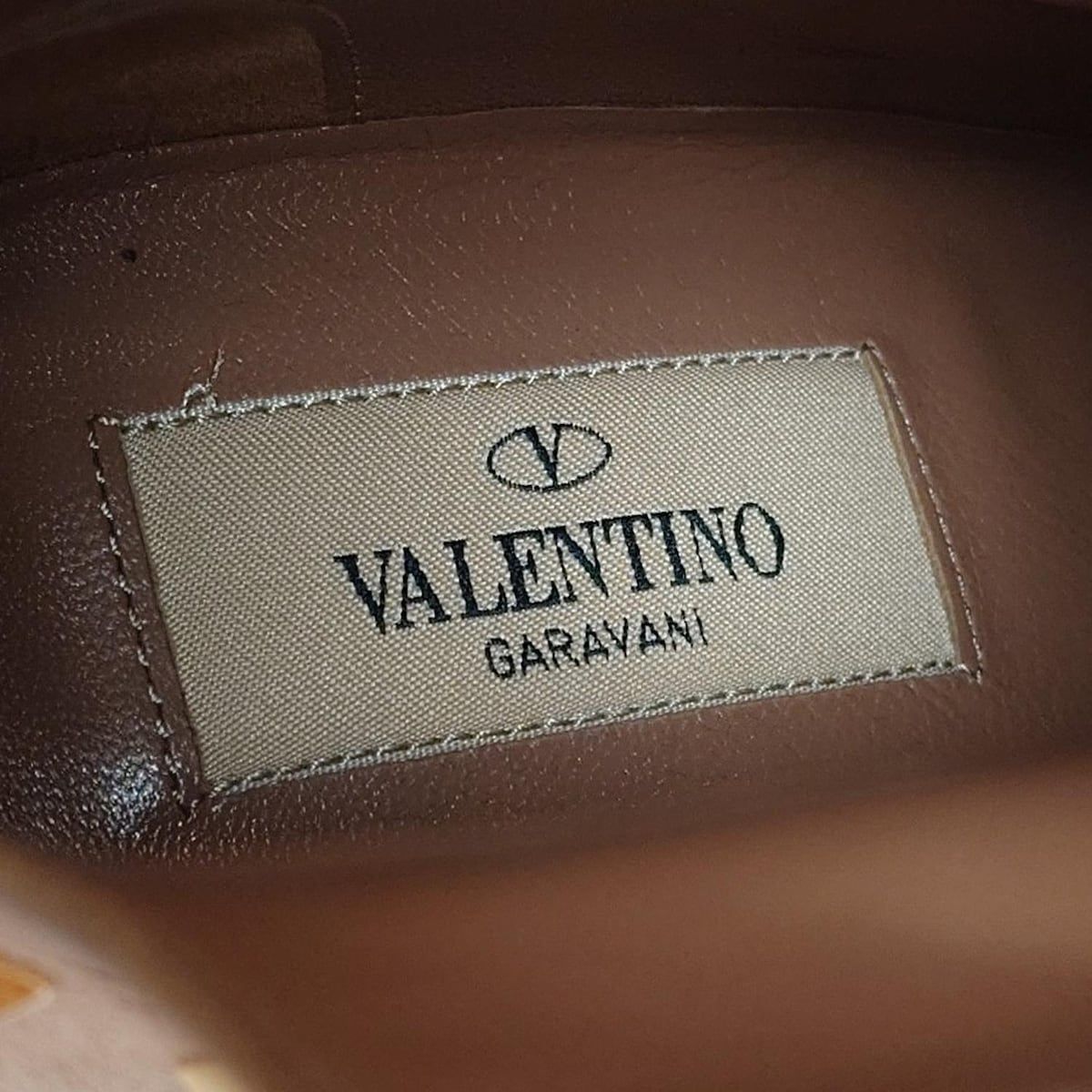 ピンクベージュ スタッズ