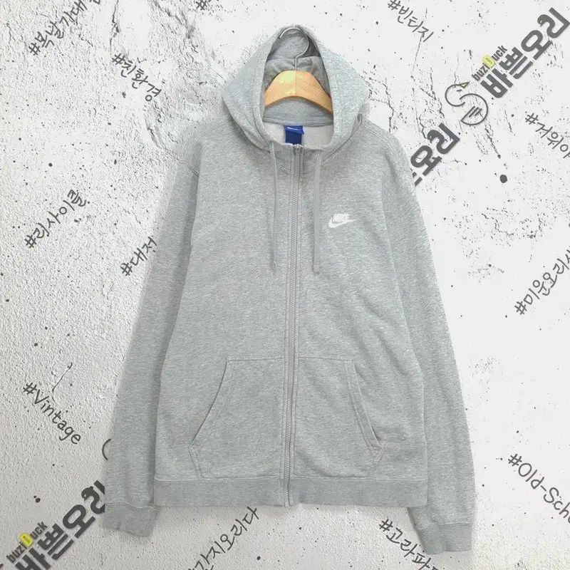 Nike(ナイキ） NIKE フード ジップアップ ライト グレー 2300045