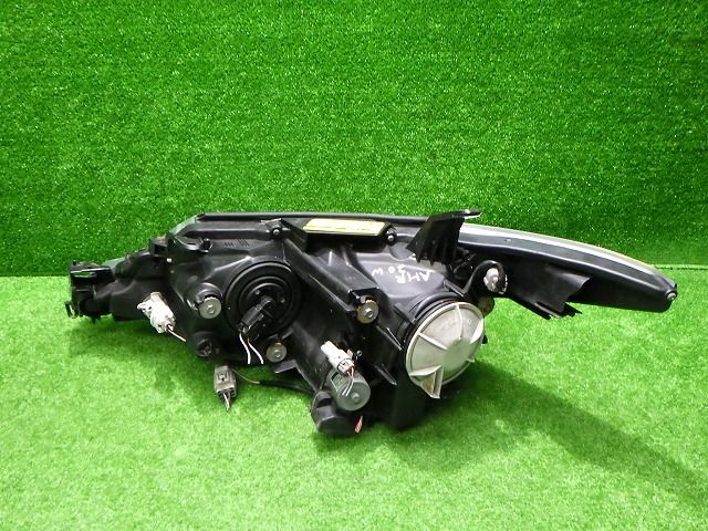 エスティマハイブリッド 右ヘッドライト