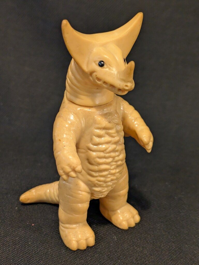 ブルマァク ブルマァクミニサイズ ゴモラ 95mm 肌色成型