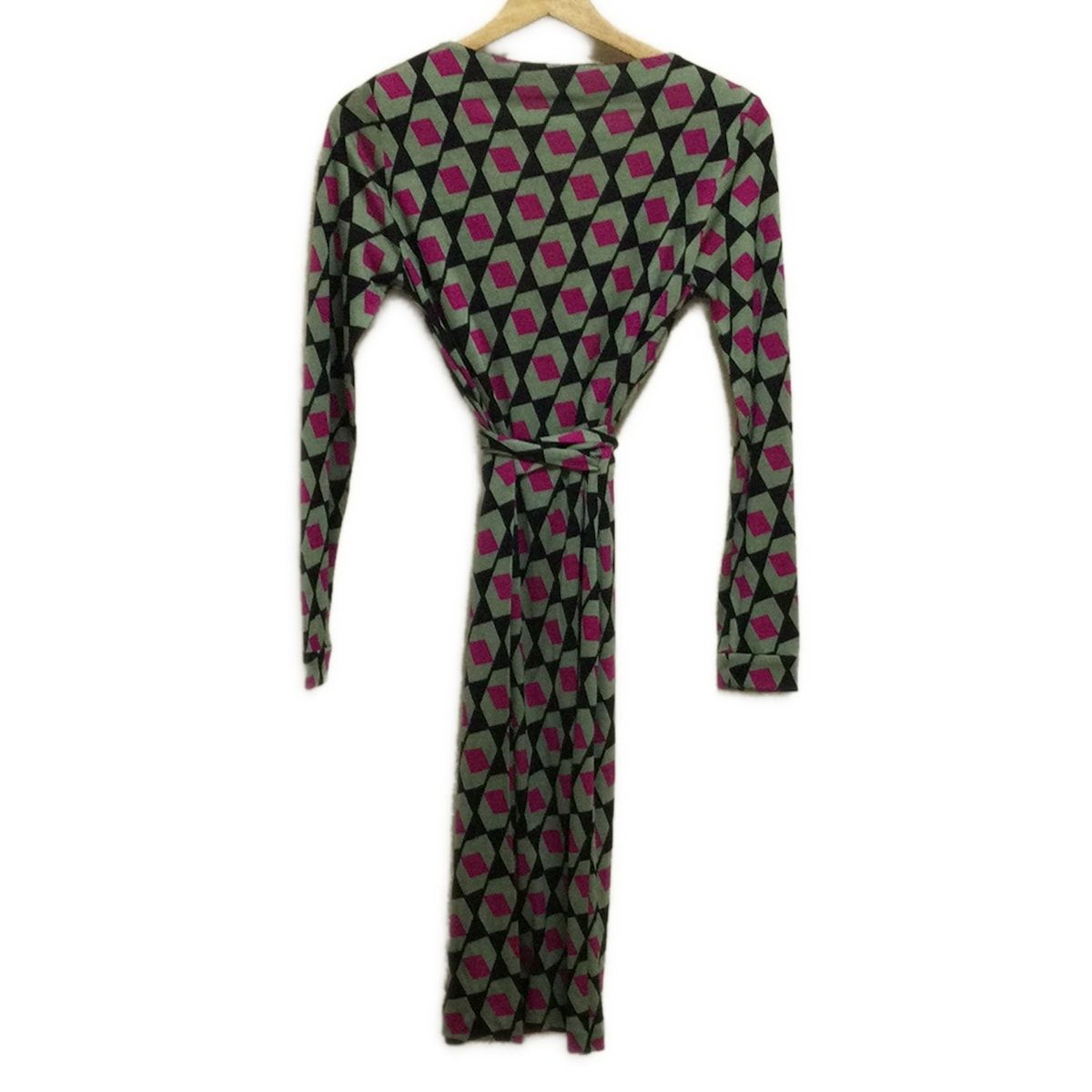 DIANE VON FURSTENBERG(DVF)(ダイアン・フォン・ファステン