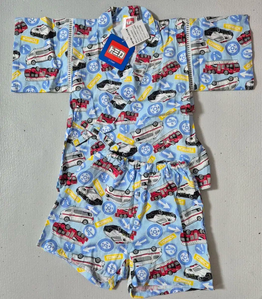 Tomika トミカ 甚平 上下セット セットアップ キッズ 90 新品