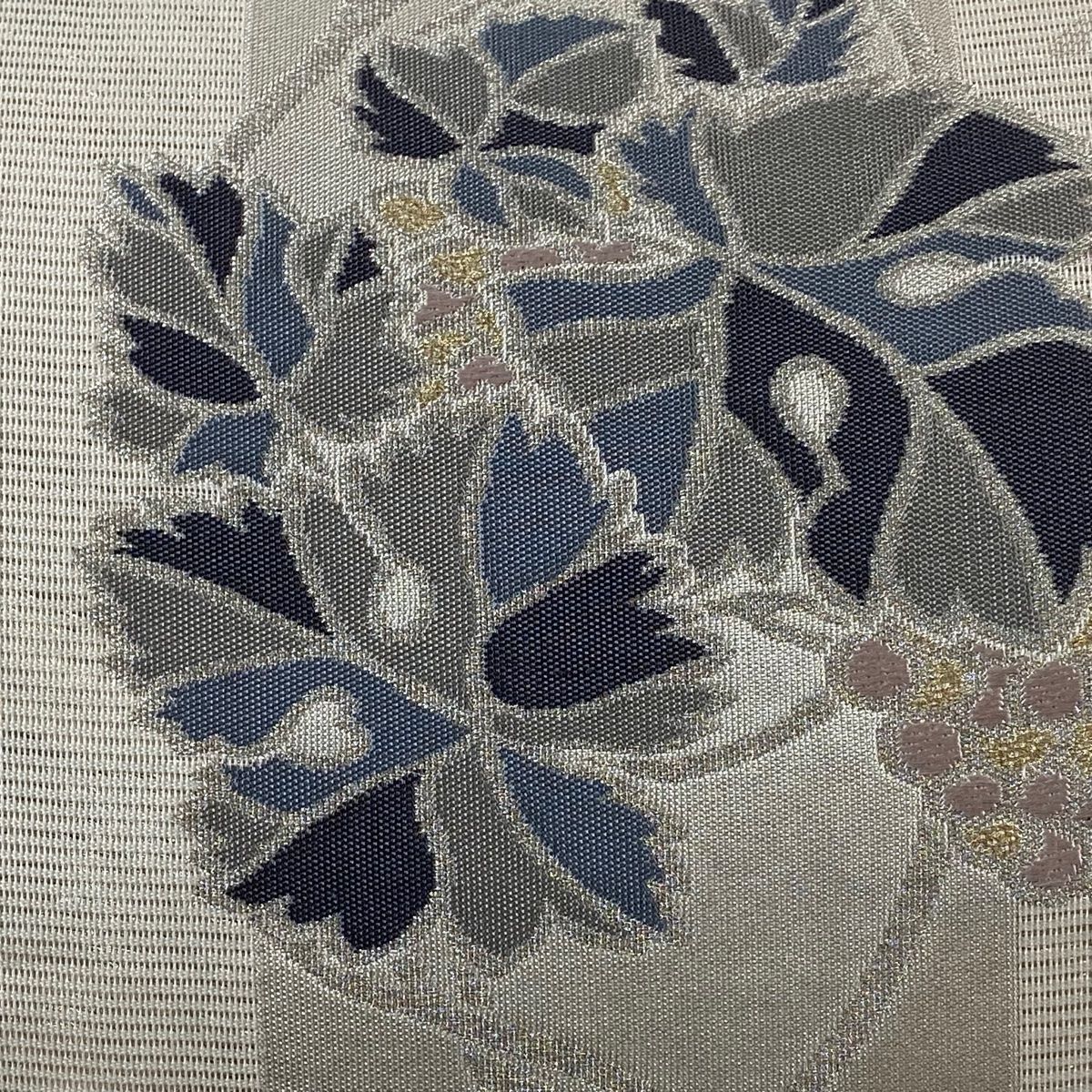 袋帯 美品 秀品 扇面 草花 金糸 箔 クリーム 六通 正絹 【中古】