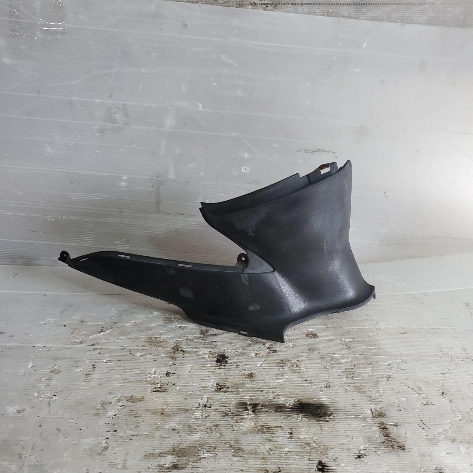 専用になります。 SUZUKI レッツ CA1KA ボディサイドカバー 右 スズキ