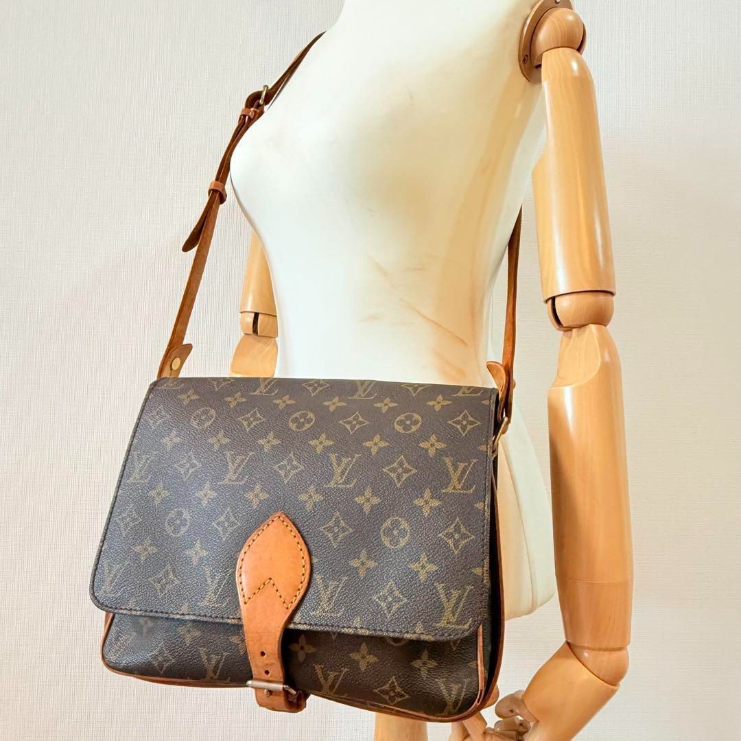LOUIS VUITTON ルイヴィトン モノグラム カルトシエール26 LOUIS VUITTON ルイヴィトン モノグラム カルトシエール26 ルイ
