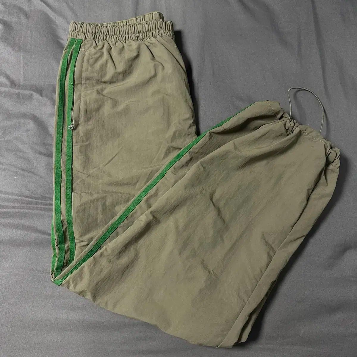  adidas アディダス ブレインデッド トラックパンツ L サイズ ジョガーパンツ スウェットパンツ パンツ