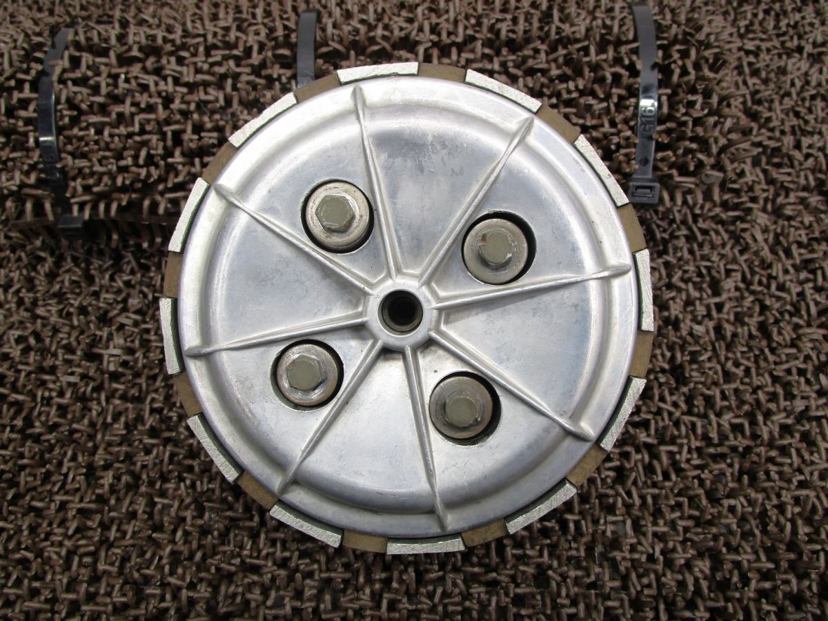 CBM72 クラッチハウジング チェーン ギア △A5807 CBM72 ホンダ CBM72E ドリーム キャブ車 TYPE2