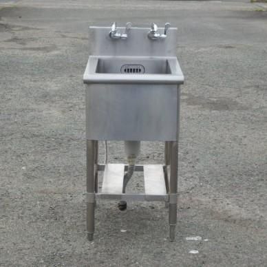 2 業務用 ステンレス 1槽 シンク W450 D600 H800 150 mm 厨房 槽内寸W35D45深28.5cm 右前脚ロングアジャスト W45cm