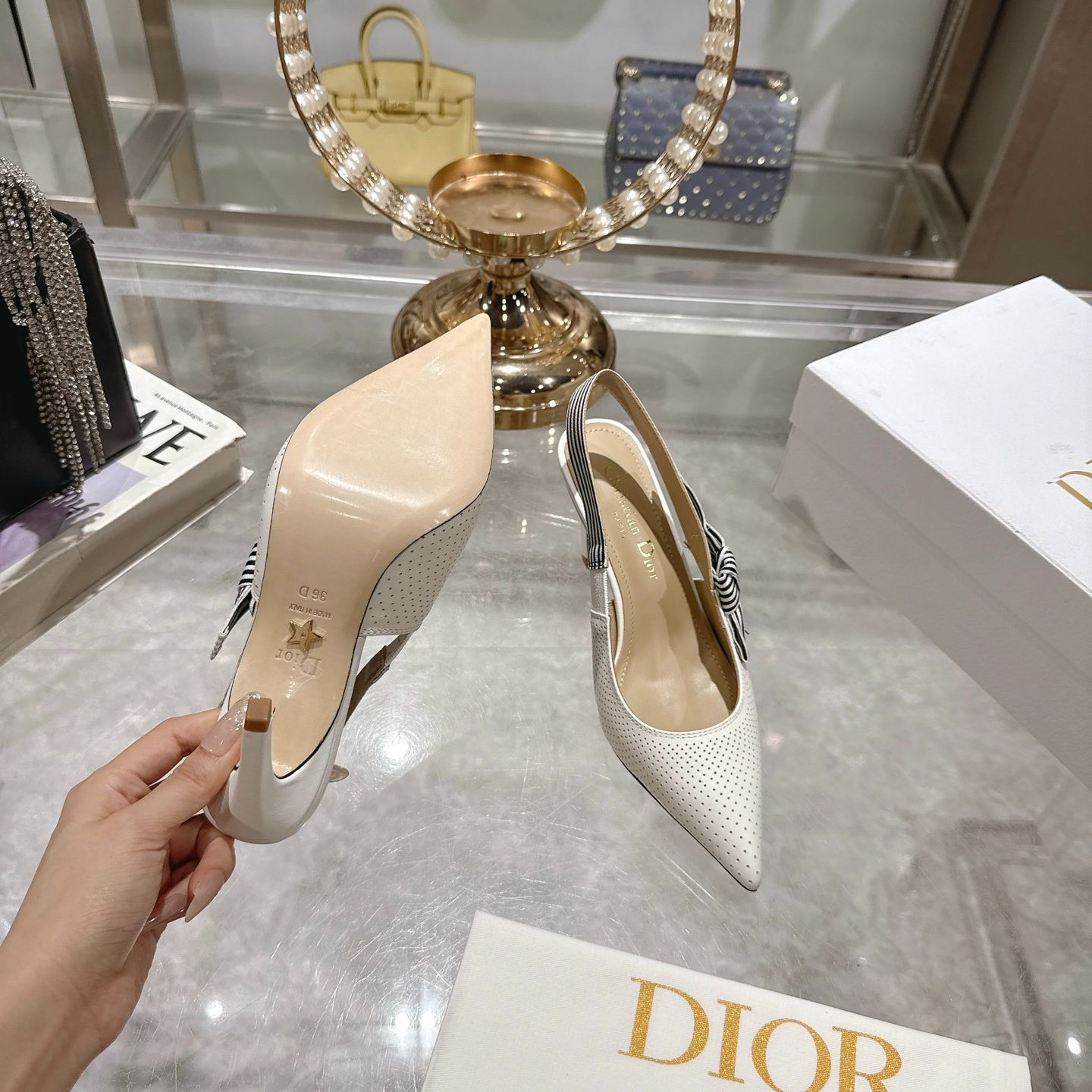 Dior ブラウン ハイヒールサンダル KDO190SATS900_E02?$