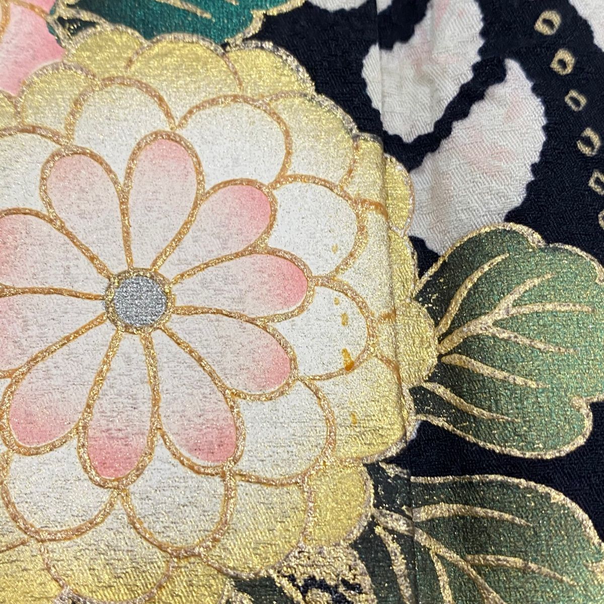 振袖 身丈157cm 裄丈65cm M 袷 蝶 菊 金銀彩 染め分け 緑 正絹
