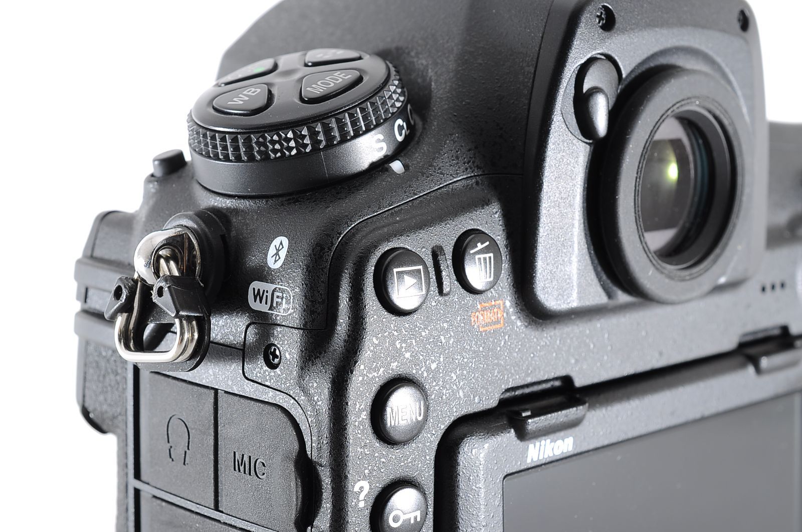 フルサイズ一眼レフ 4575万画素