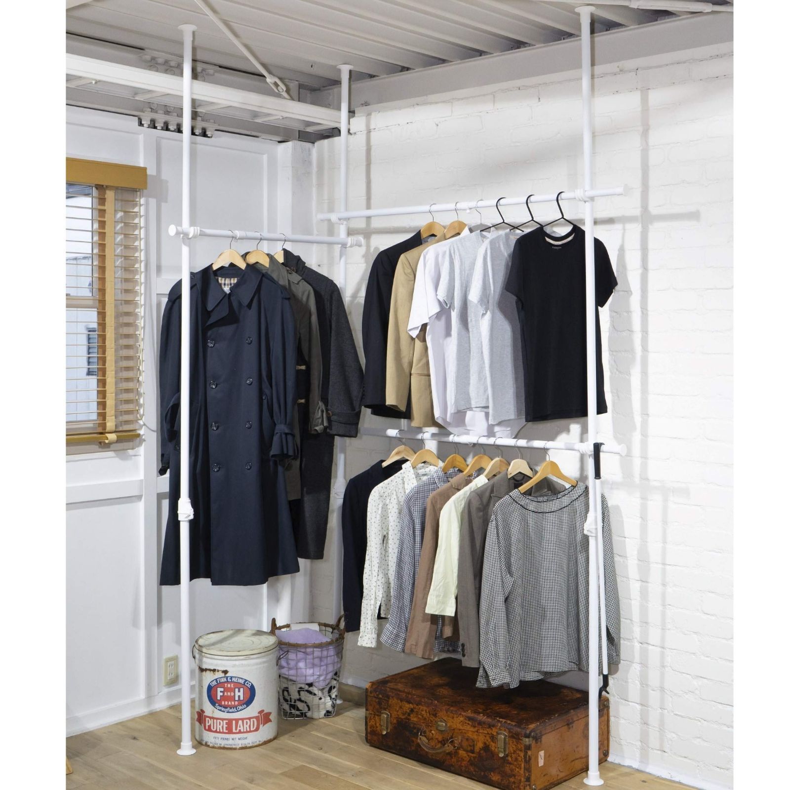 新着商品 マットホワイト 組立品 収納 衣類 幅160-292cm|高さ190-260cm 縦横伸縮 WJ-795RM MWH 実用新案取得済 ワンタッチ突っ張り ひっかけ棒付き シャツ最大135着 全体耐荷重90kg トリプル ハンガーラック ポ