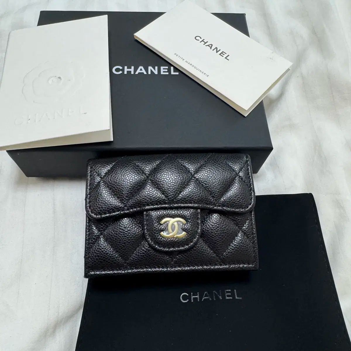 Chanel シャネル クラシック キャビア 3 シングルウォレット ブラック ICチップ