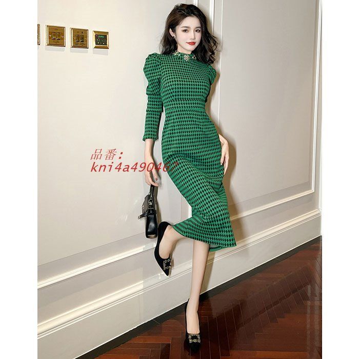 パフスリーブ長袖 ネックビジューミモレ丈チェック柄ワンピース 緑 フェミニン おしゃれ きれいめ 韓国 レディース ファッション kni4a490467