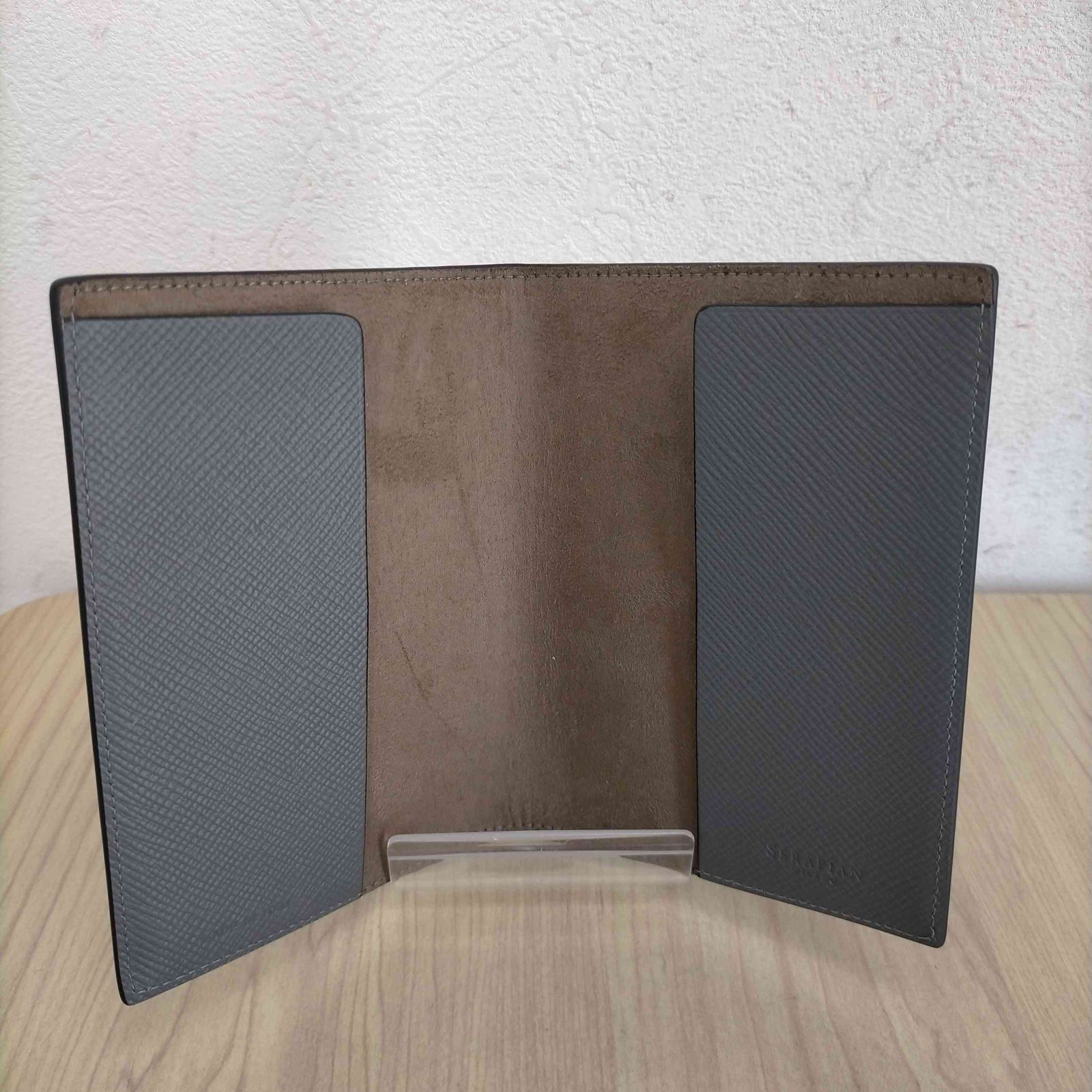 新品　セラピアン　パスポートカバー SERAPIAN(セラピアン) SETA製 パスポートカバー レディース 表記