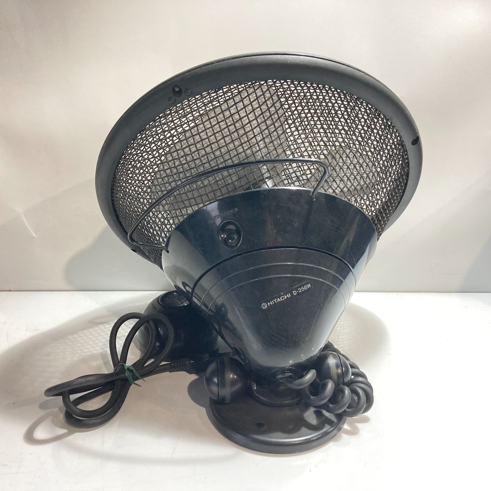 HITACHI ヒタチ 扇風機 D-256W 首振り 風量調節 昭和レトロ (管理番号