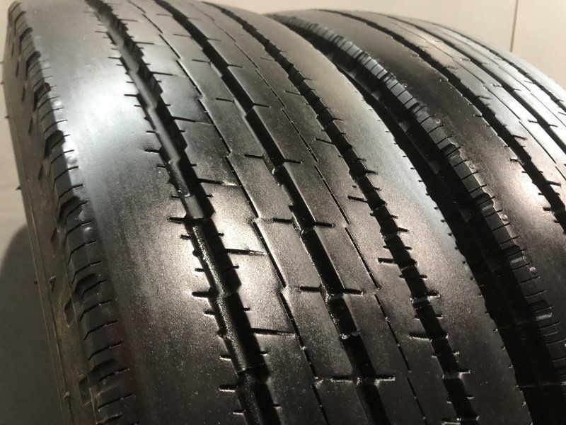 TOYO DELVEX M134 205/80R17.5 120/118L 17.5インチ ライトトラック用 