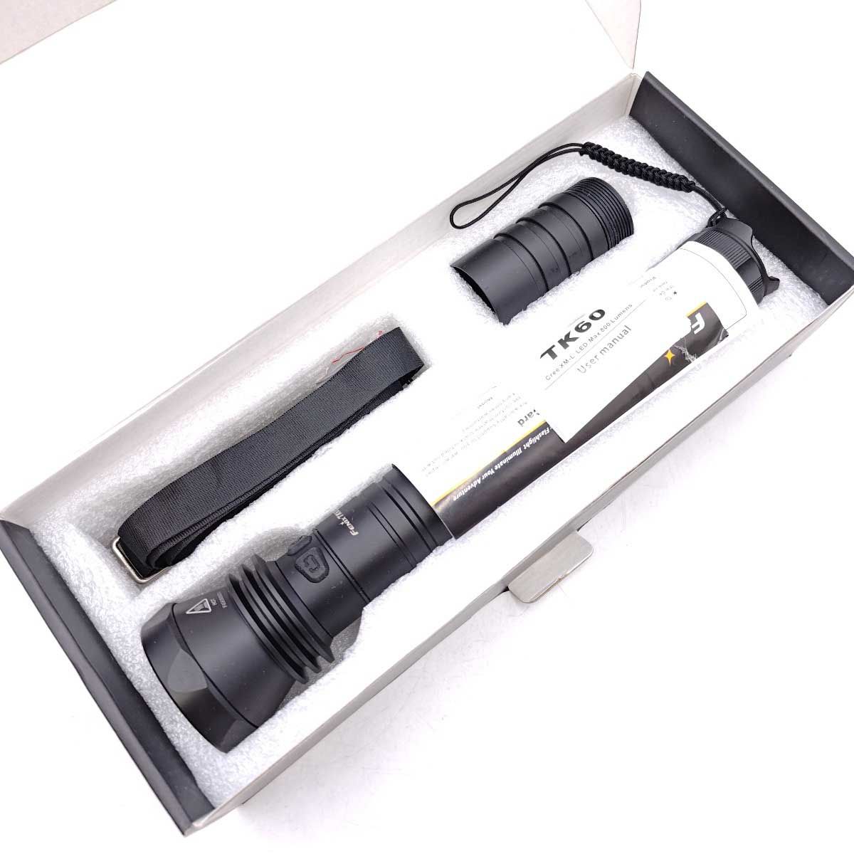FENIX フェニックス LANTERNA LED 800 LUMENI FNX TK60 LEDフラッシュライト 800ルーメン 懐中電灯 フェニックス LEDフラッシュライト（懐中電灯） 明るさ800ルーメン