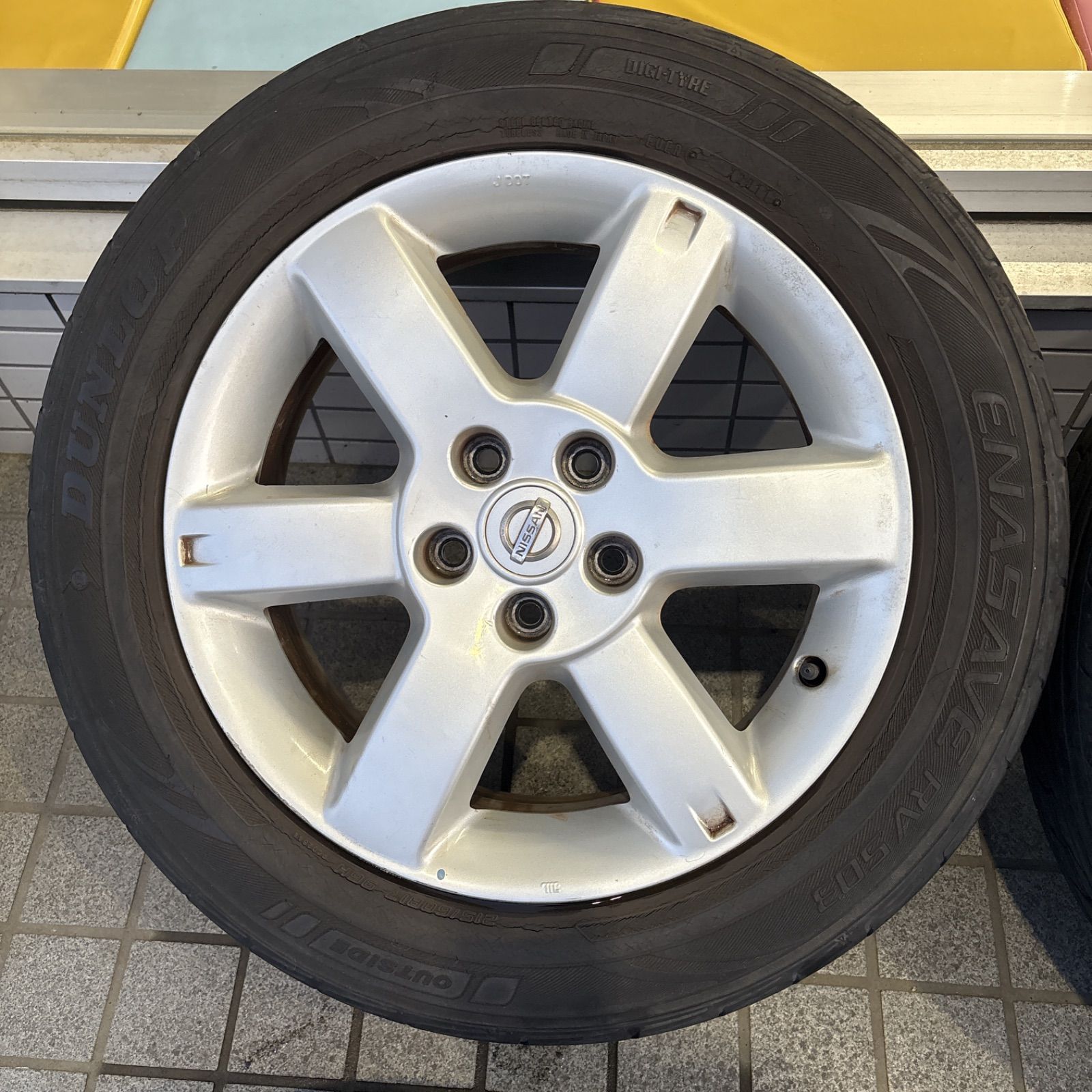 17×6.5j 215|60r17