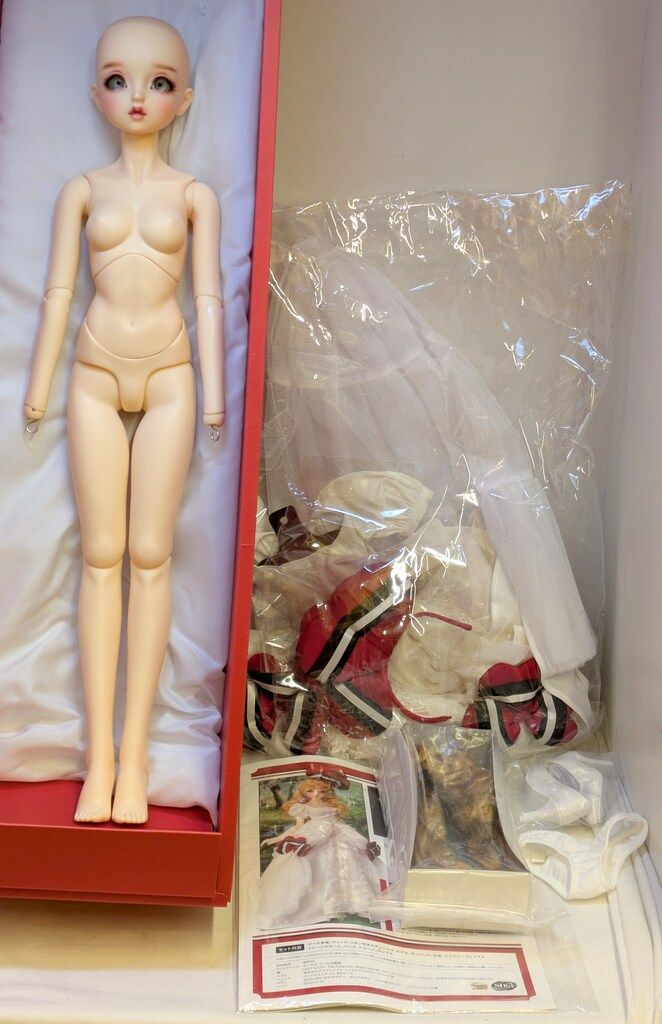 ボークス SDGr女の子 リボンの騎士 サファイア あま色の髪の乙女Ver