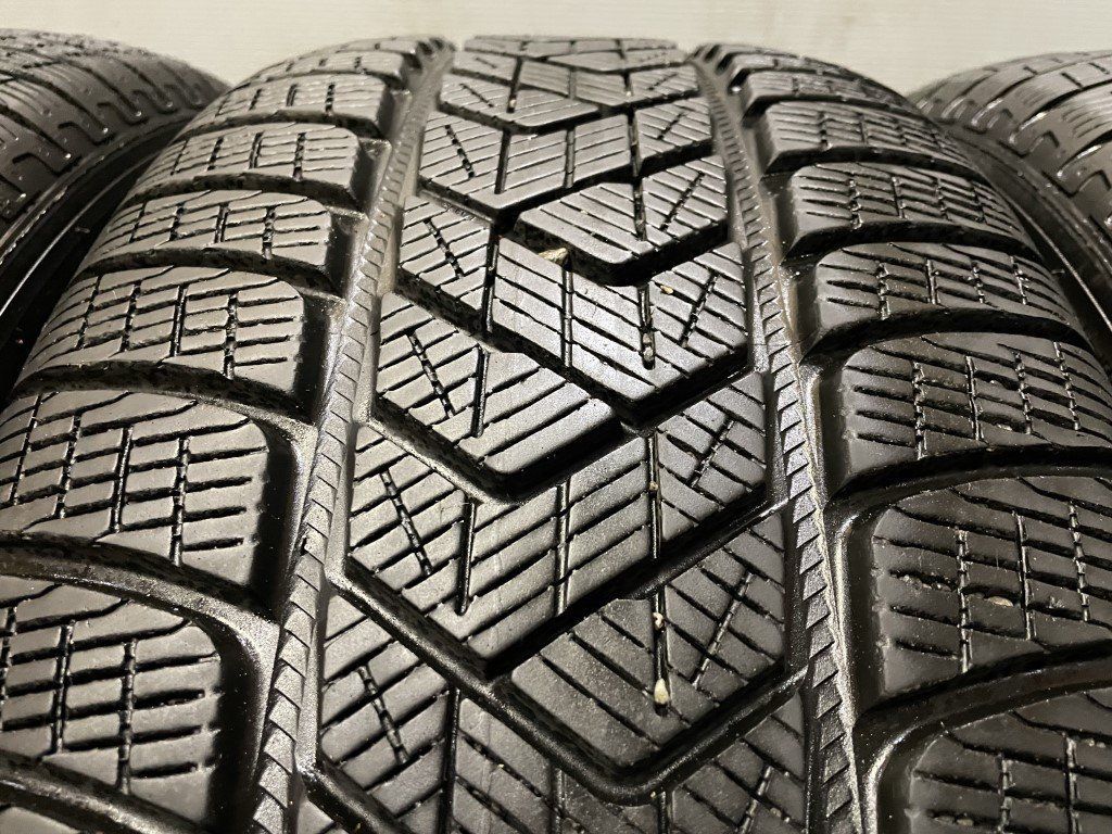 PIRELLI SCORPION WINTER 255/55R20 20インチ スタッドレス 4本 バリ溝