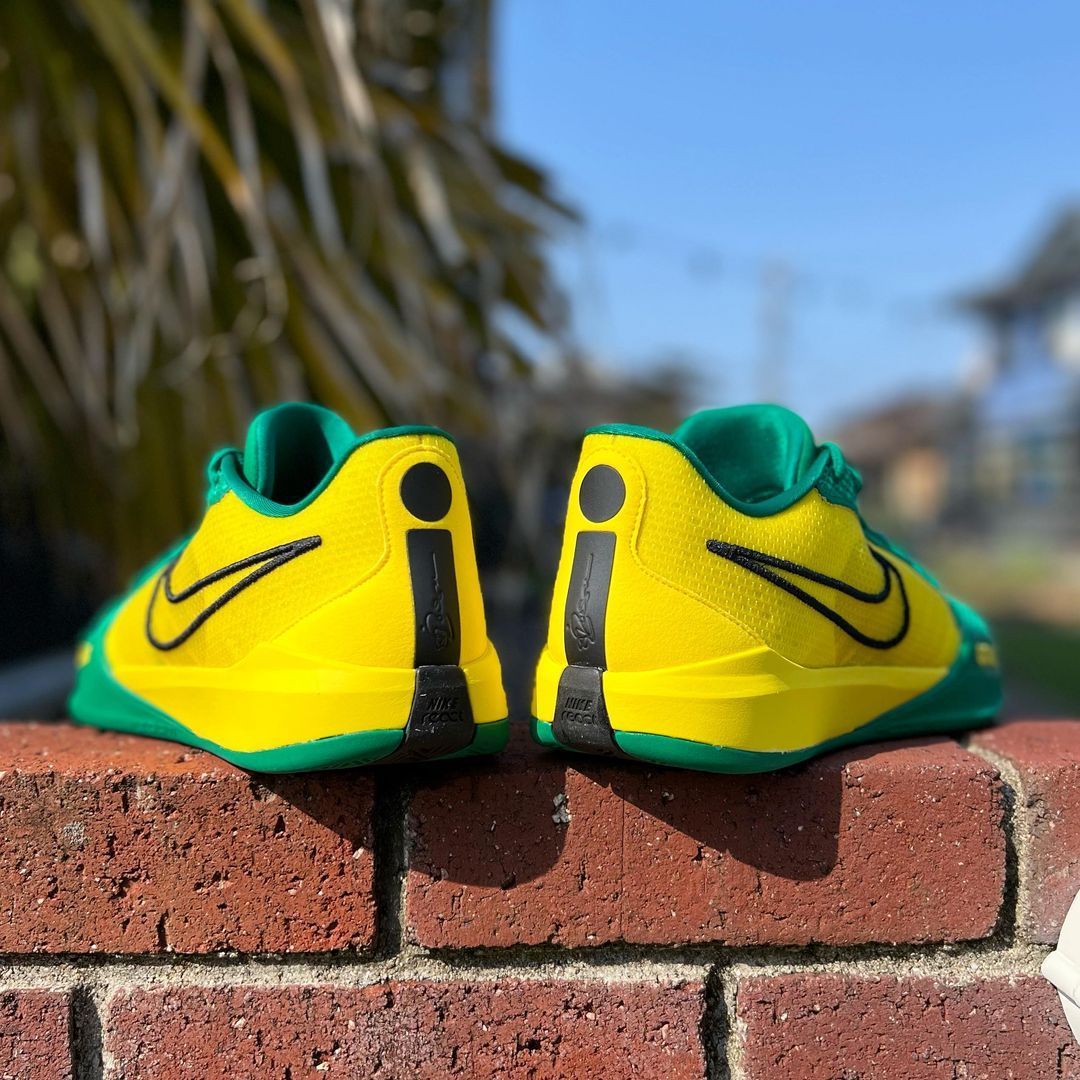 偉大な 【お取り寄せ商品】NIKE SABRINA WMNS NIKE SABRINA 1 1 OREGON 楽天市場】ダックス（ブランドナイキ）（靴）の通販  DUCKS ナイキ ウィメンズ サブリナ1 オレゴン・ダックス FQ3381-300 スニーカー