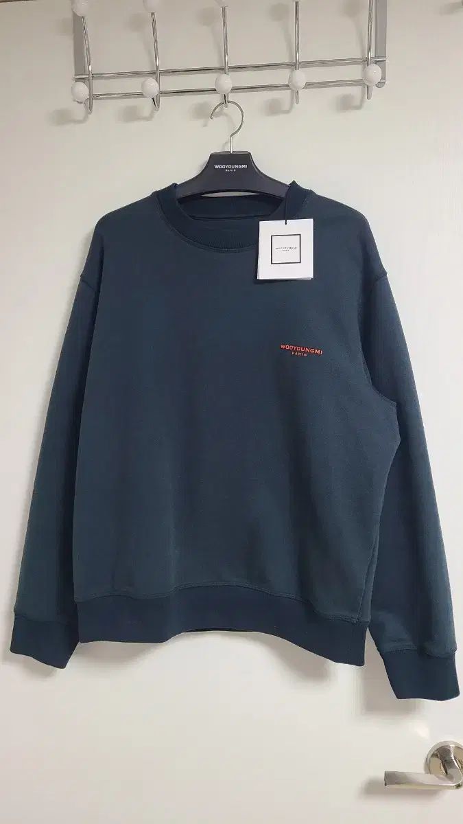 【雷市場（ポンジャン）商品韓国直送】WOOYOUNGMI(ウーヨンミ) スクエア バックラベル パーカー Tシャツ 48
