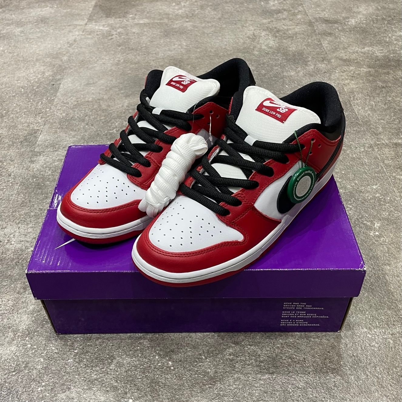 新品 NIKE SB DUNK LOW PRO CHICAGO BQ6817-600 シカゴ ダンク 
