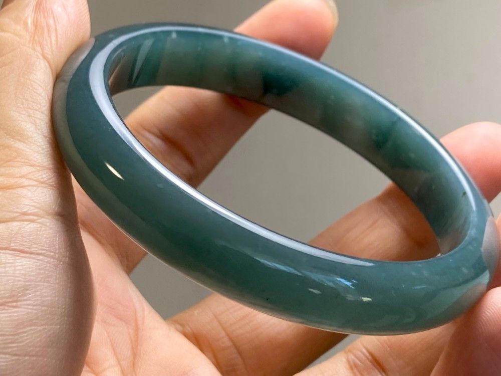 BG9-43 美品 糯氷種 灰藍色 60.8MM グアテマラ産 本翡翠