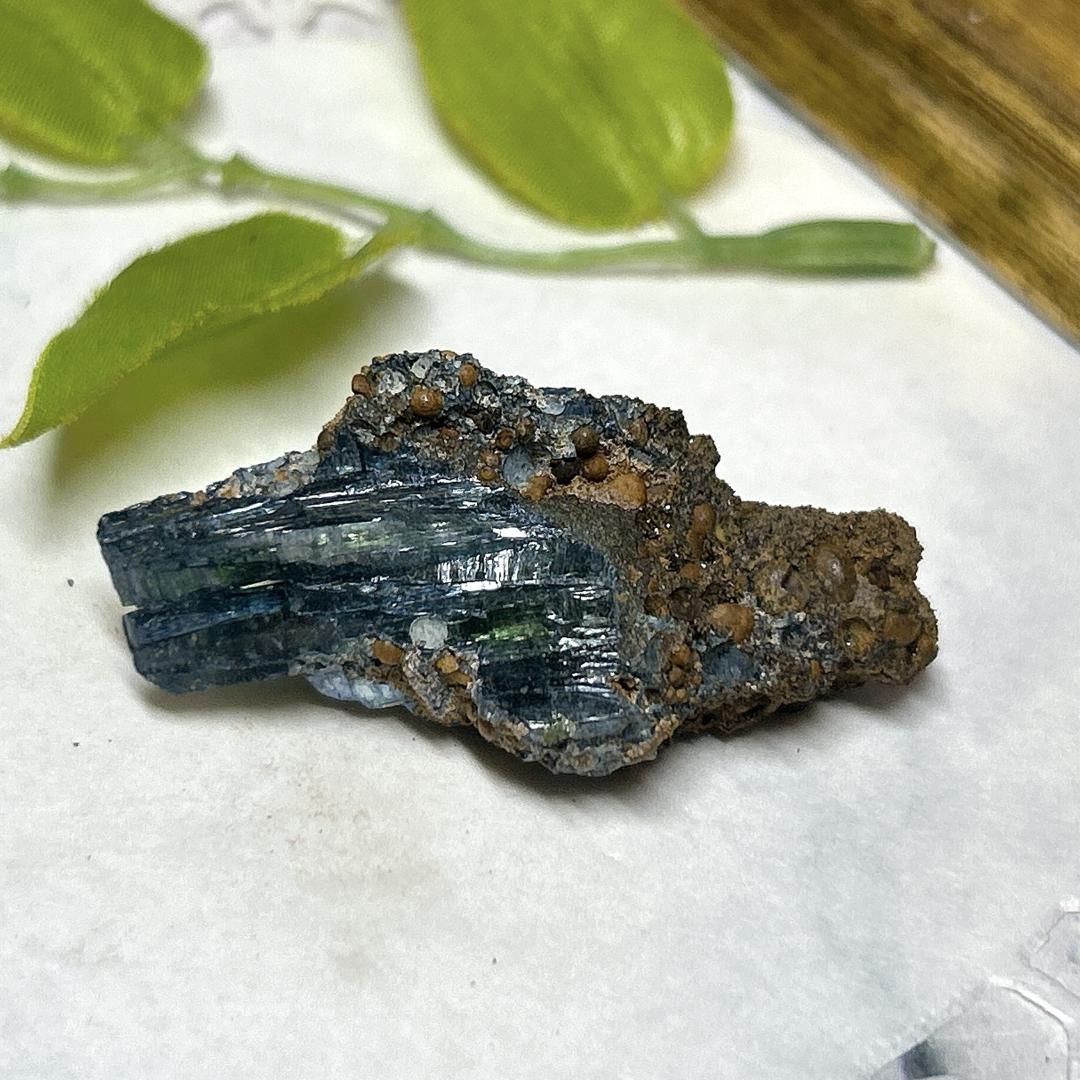 ボリビア産 ビビアナイト/藍鉄鉱 鉱物標本 ボリビア産 ビビアナイト 藍鉄鉱 鉱物標本 原石