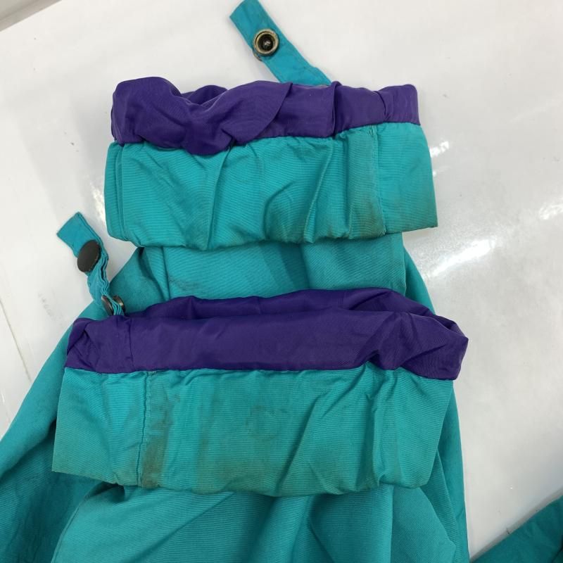 ナイロンジャケット グリーン