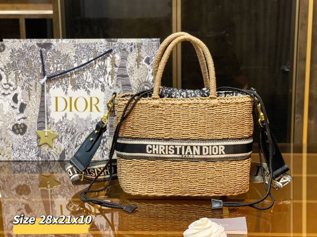 Dior クリスチャンディオール
