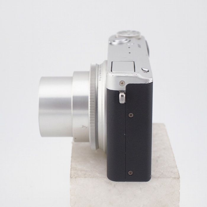中古】(フジフイルム) FUJIFILM XQ2※現状品 FUJIFILM XQ2 コンパクト  