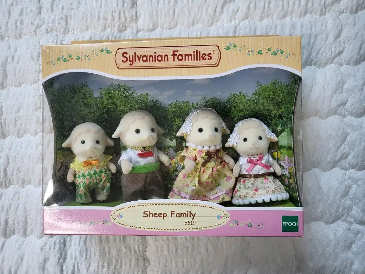Sylvanian Families シルバニアファミリー 2 つの家族