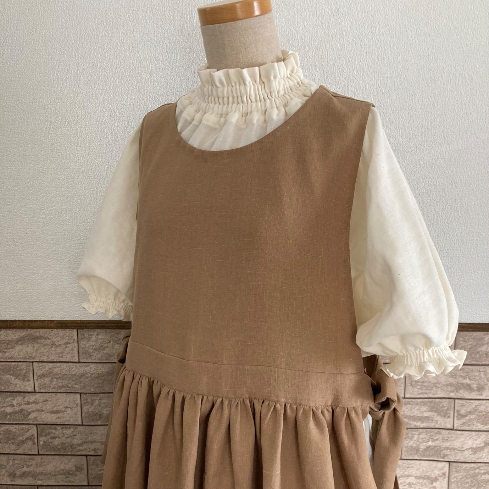 中国 康煕年製 乾漆朱漆金蒔絵山水人物文扁壷 V 3905B 中国 康煕