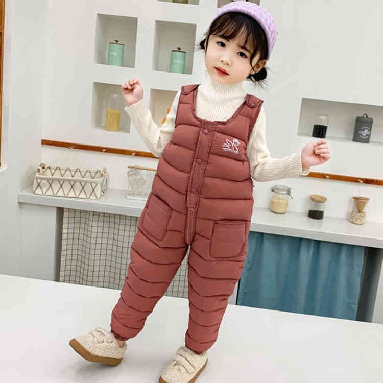 サロペットパンツ