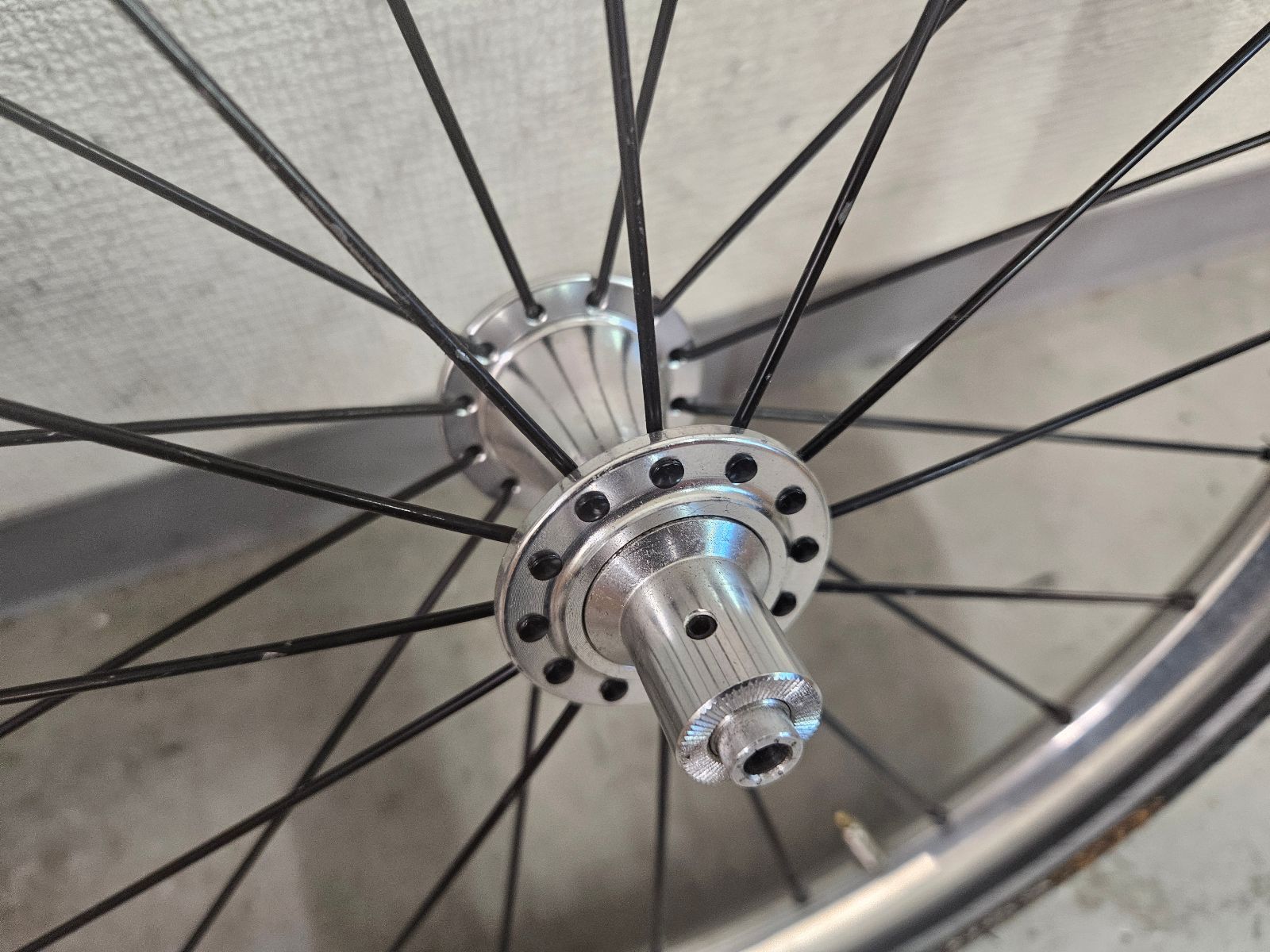 □ ALEXRIMS DA16 355×16 FH-M580 18インチ アレックスリム 前後