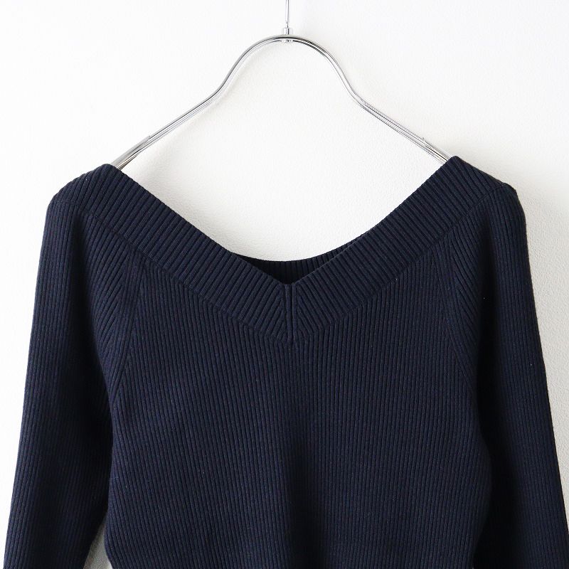 美品 アルアバイル allureville デコルテネックプルオーバー 2/ホワイト リブニット Vネック フレアスリーブ【2400014092547】 美品 アルアバイル allureville デコルテネックプルオーバー 2