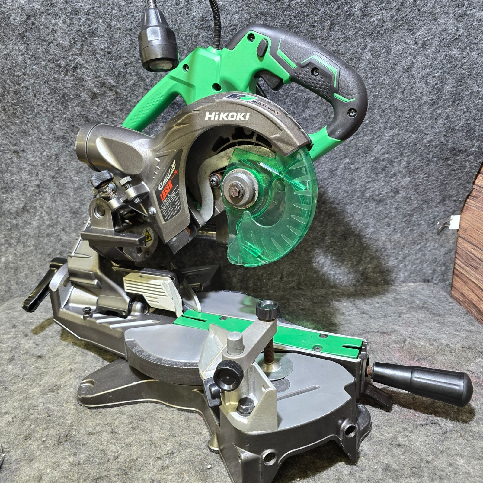 中古品】ハイコーキ(HIKOKI ※旧:日立工機) コードレス卓上