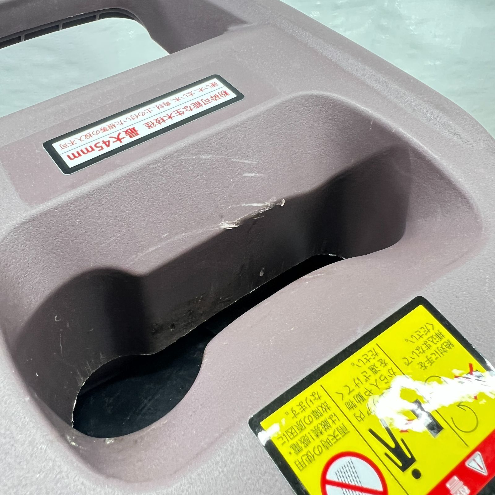 成瀬愛理 遮光パーカー 完売商品
