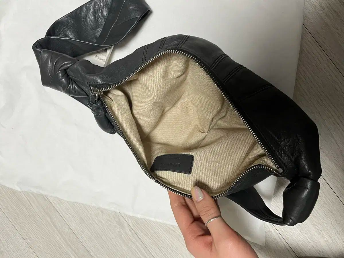 グレー バムバッグ