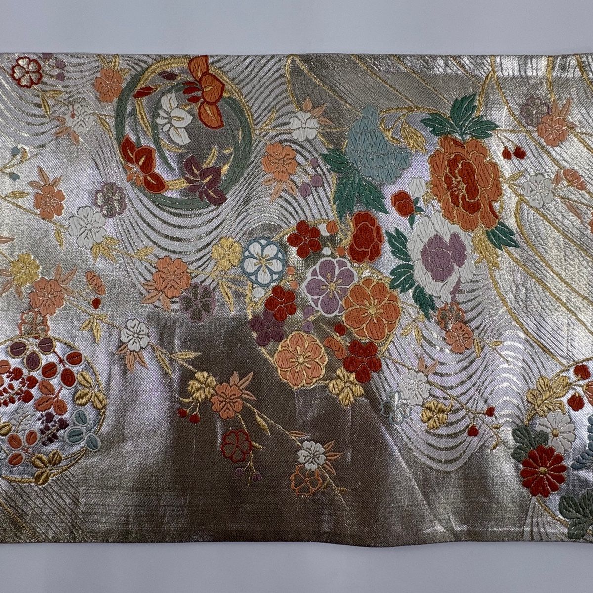 M237 夏帯　花丸文　流水　絽　正絹　袋帯　未使用極美品 袋帯 美品 秀品 花丸文 流水 箔 唐織 金色 六通 正絹 【中古