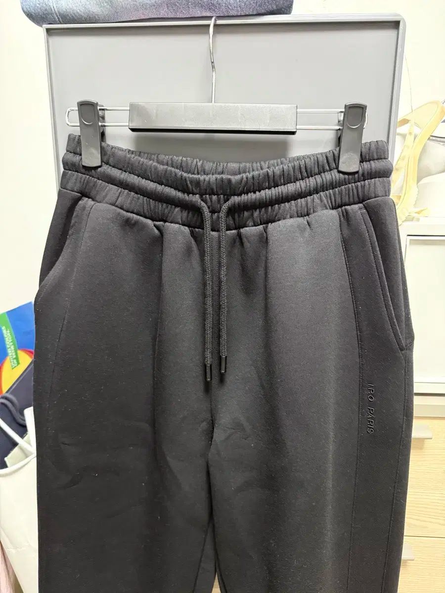 アイロマン IRO トレーナー ジョガーパンツ 黒