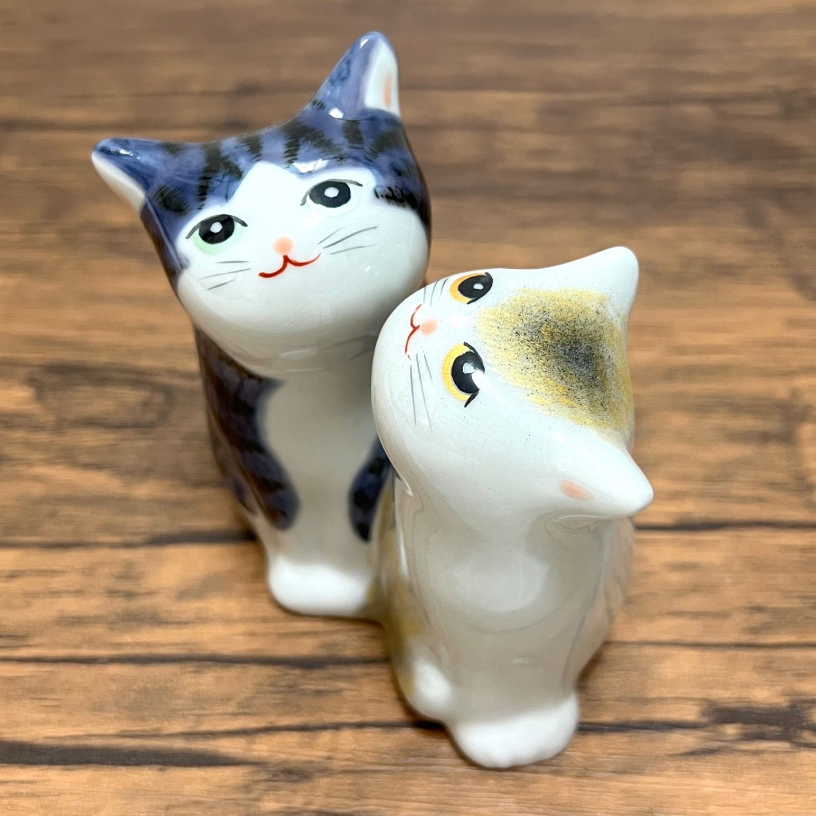 セール】【九谷焼】3.8号 仲良し猫 紫金釉彩 置物 Kutani Ware Cat