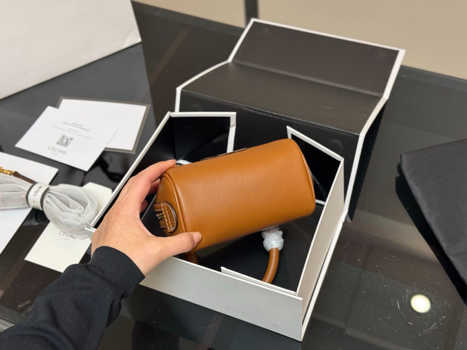 今日特価】Celine Pillow Bag セリーヌ ピロー バッグ - メルカリ